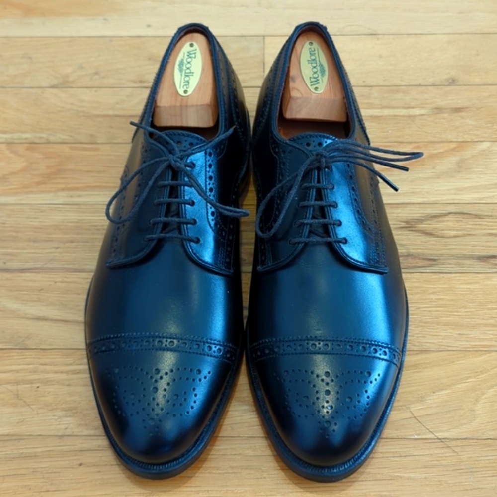 NEW Allen Edmonds Sanford 8.5 E